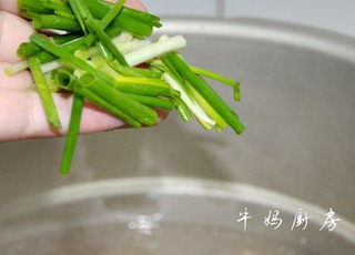 [美食家主题赛--第三季]         海参龙骨汤