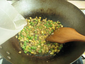 宝宝爱吃饭【虾仁烩米饭】（附可爱田鸡造型）