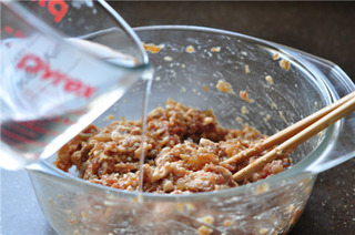 虾肉荠菜灌汤饺