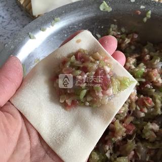 佛手瓜鲜虾猪肉馄饨